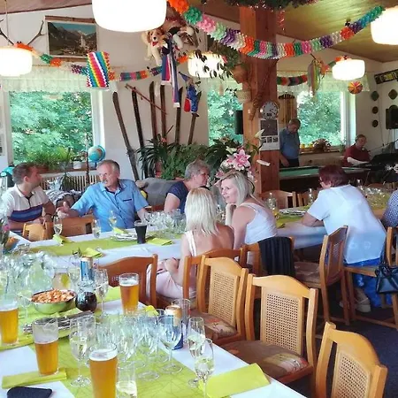 Hermanice Πανσιόν Králíky